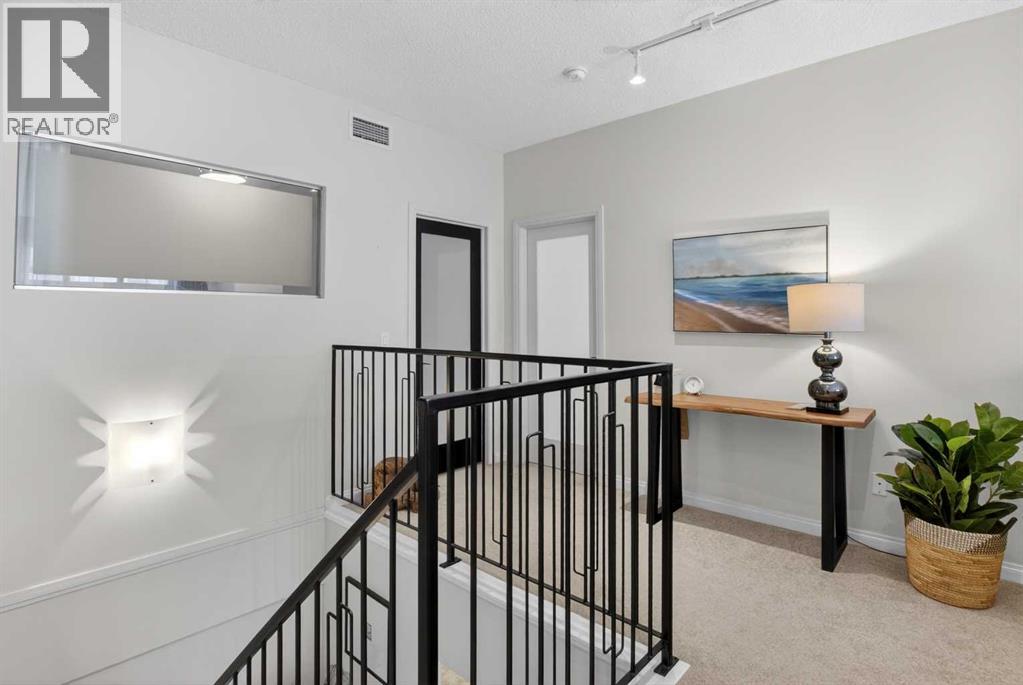 #311 638 11 Avenue SW - 22