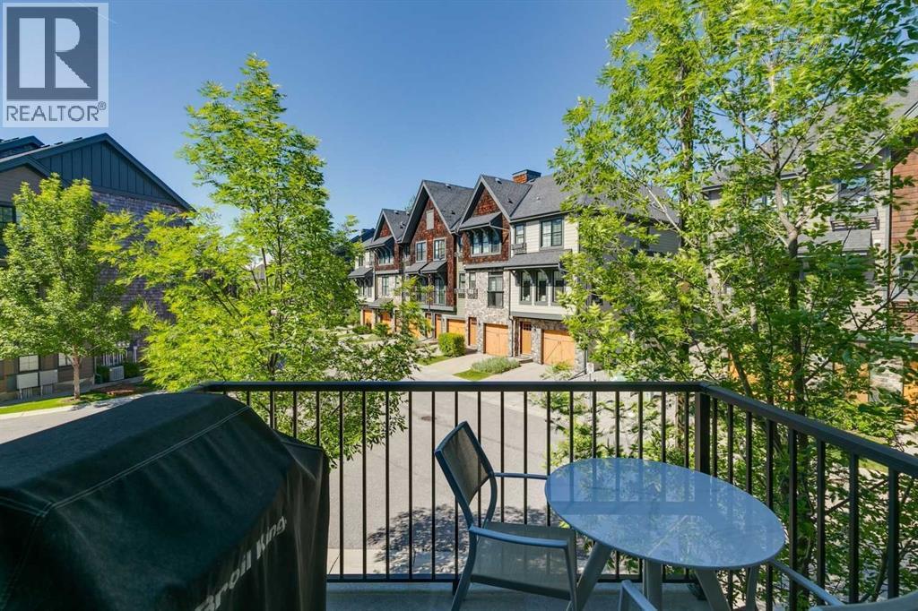 334 Ascot Circle SW - 16