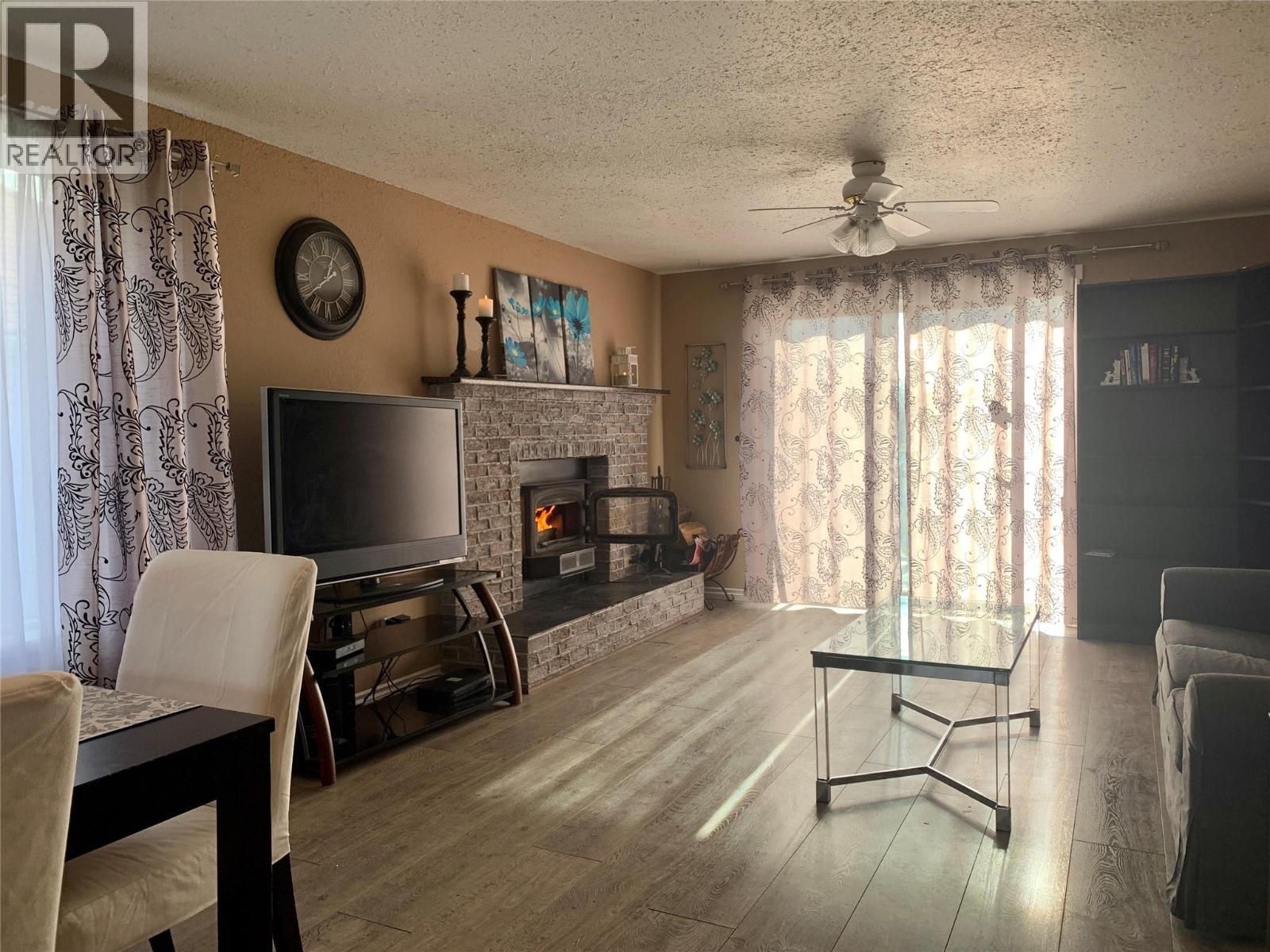 1329 108 Avenue - Image 6