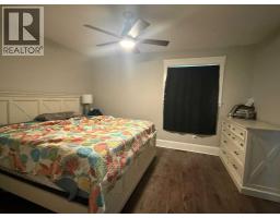 4pc Bathroom - 4400 44 Street, High Prairie, AB T0G1E0 Photo 7