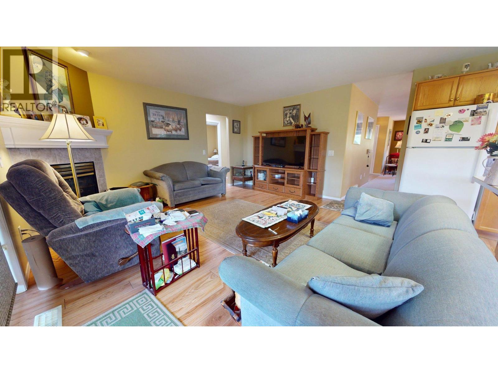 527 Ballou Place, Kelowna