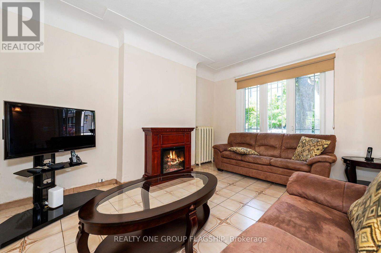 475 SHAW STREET - 12