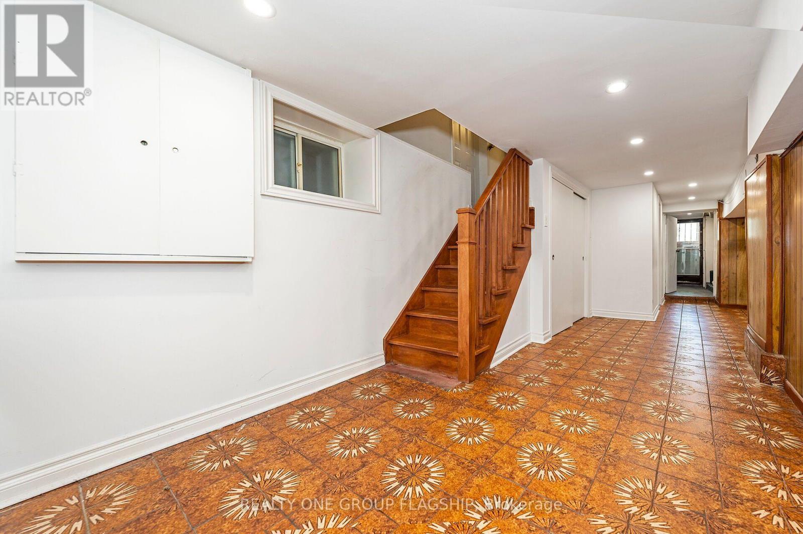 475 SHAW STREET - 27