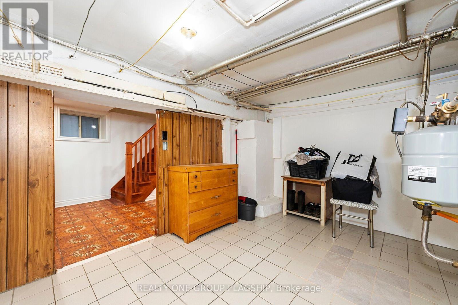 475 SHAW STREET - 28