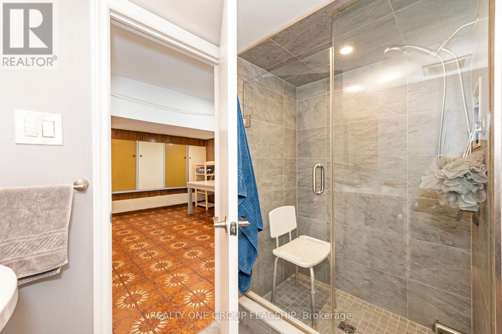 475 SHAW STREET - 31