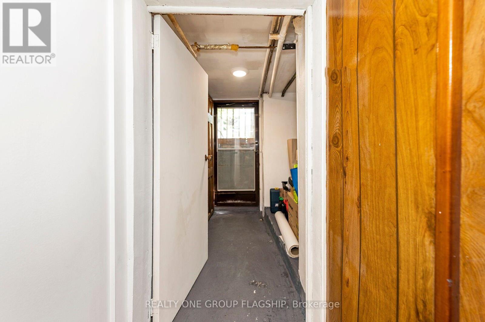 475 SHAW STREET - 33