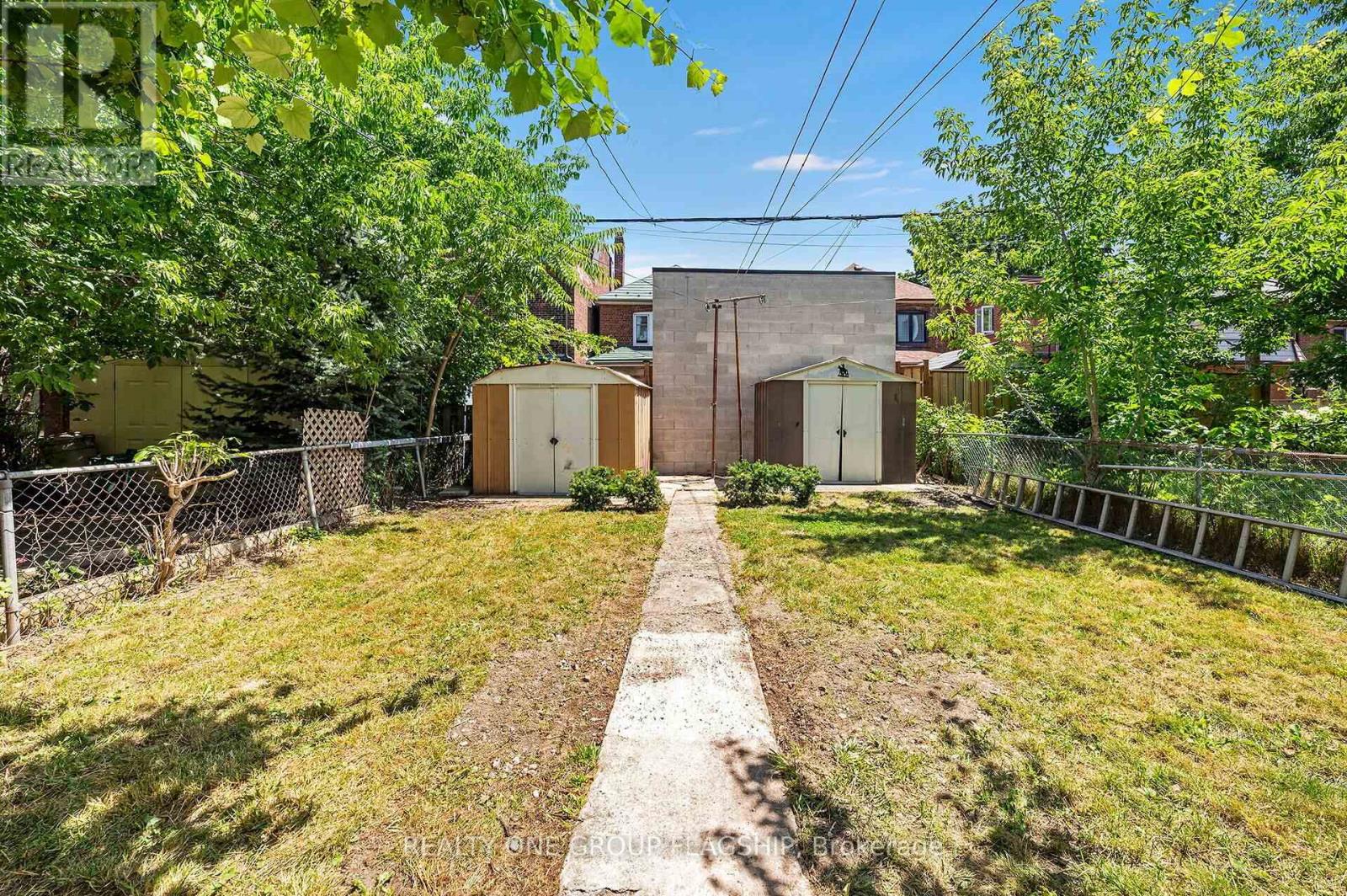 475 SHAW STREET - 40