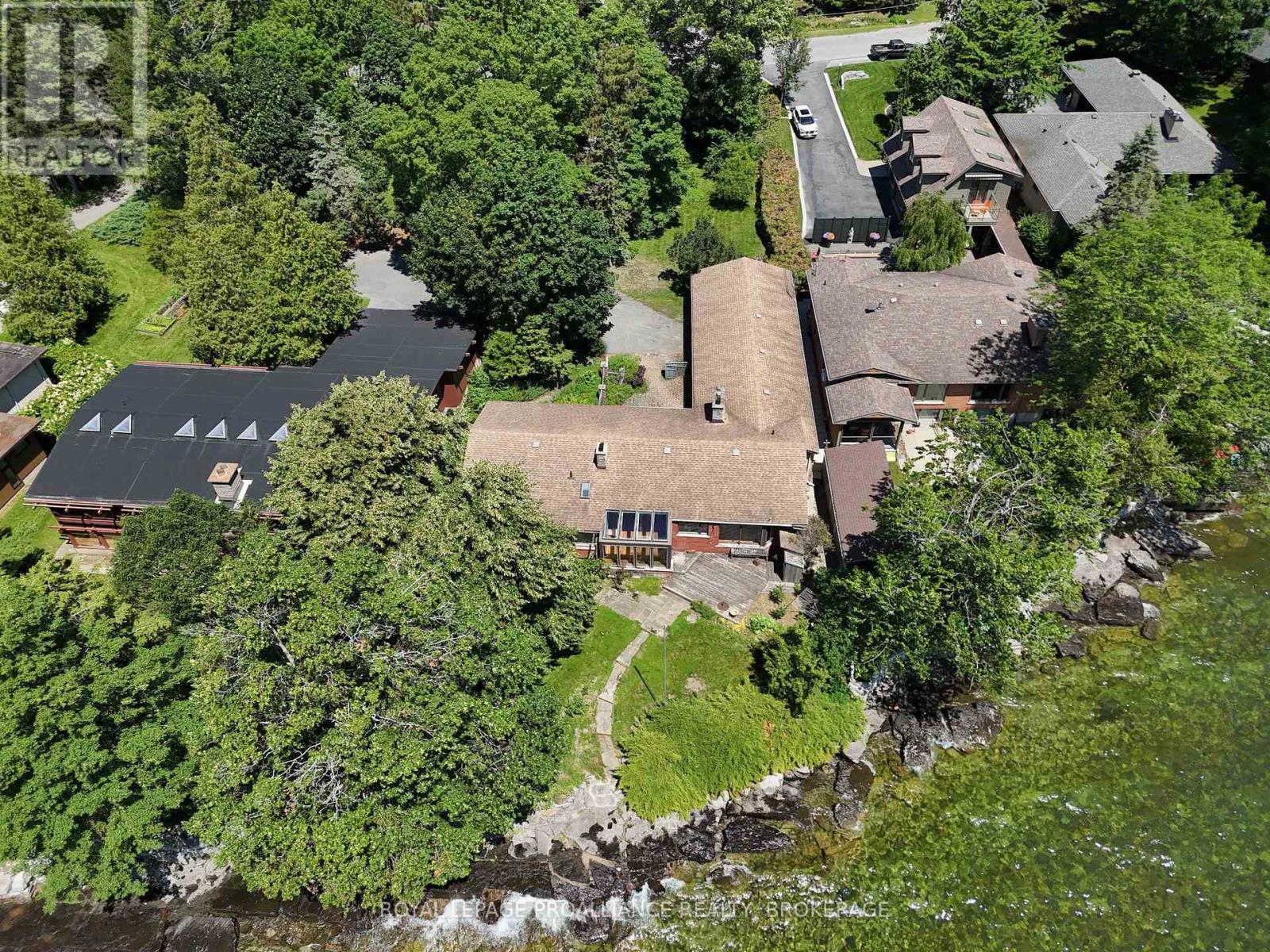 19 LAKELAND POINT DRIVE - 3