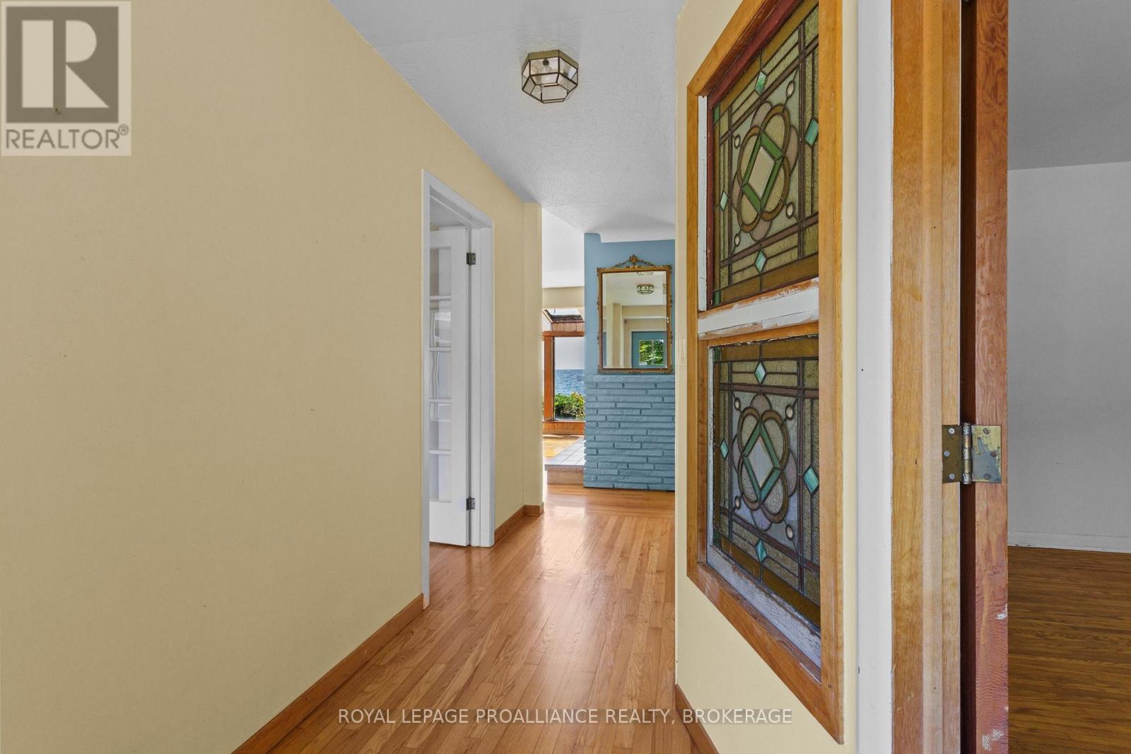 19 LAKELAND POINT DRIVE - 36