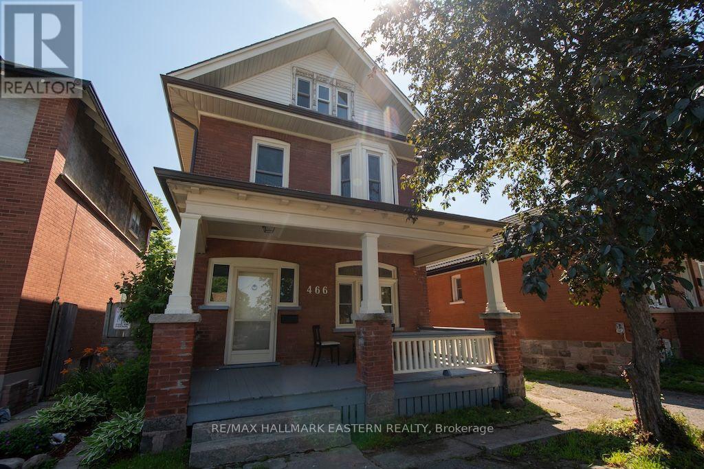 466 RUBIDGE STREET - 1