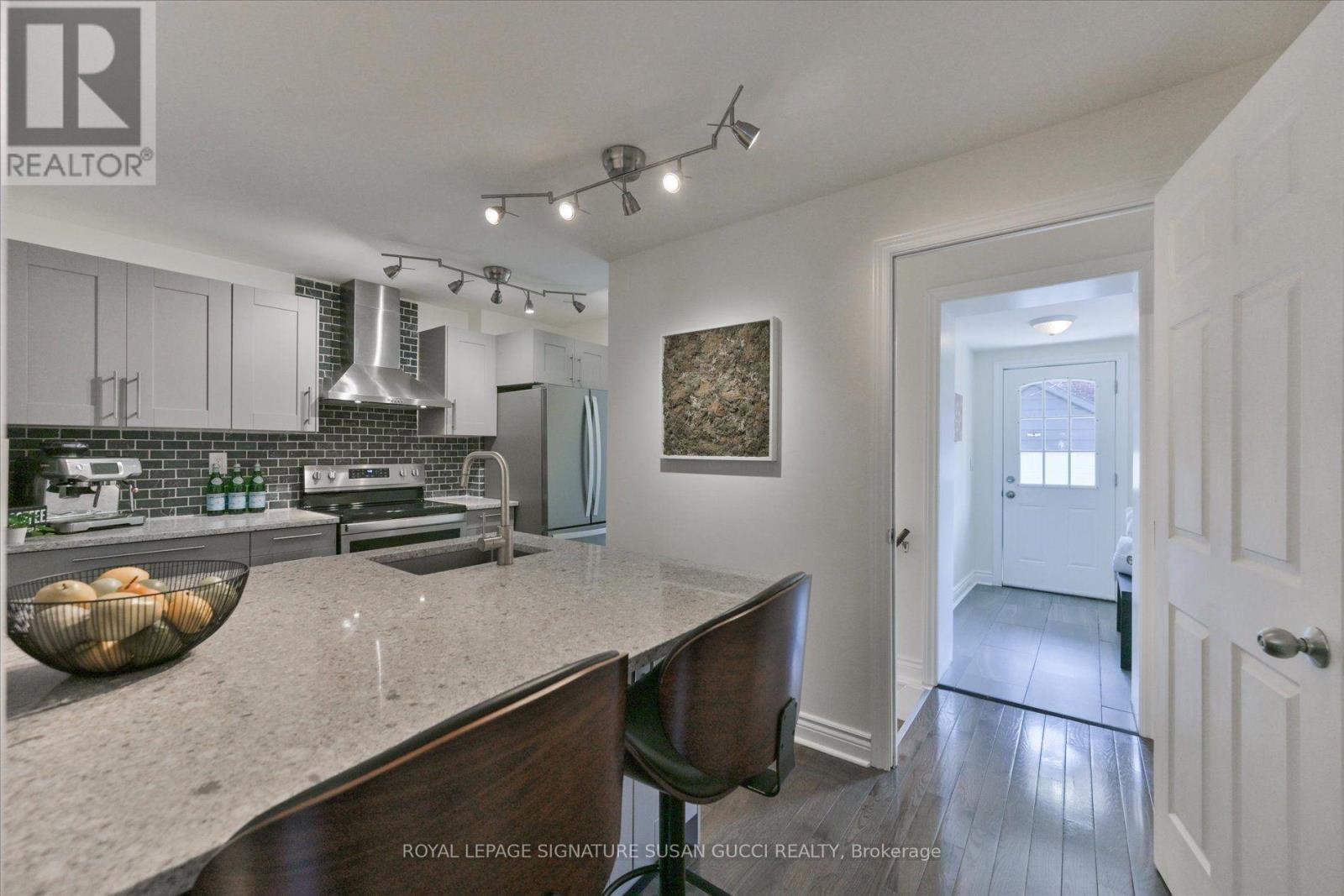 918 GREENWOOD AVENUE - Image 16
