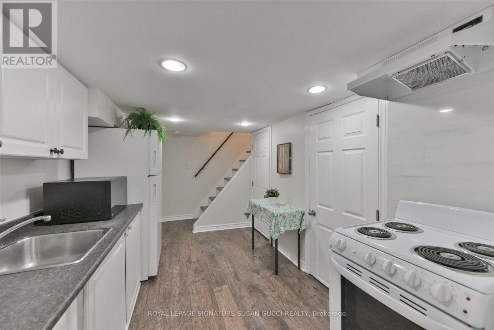 918 GREENWOOD AVENUE - Image 31