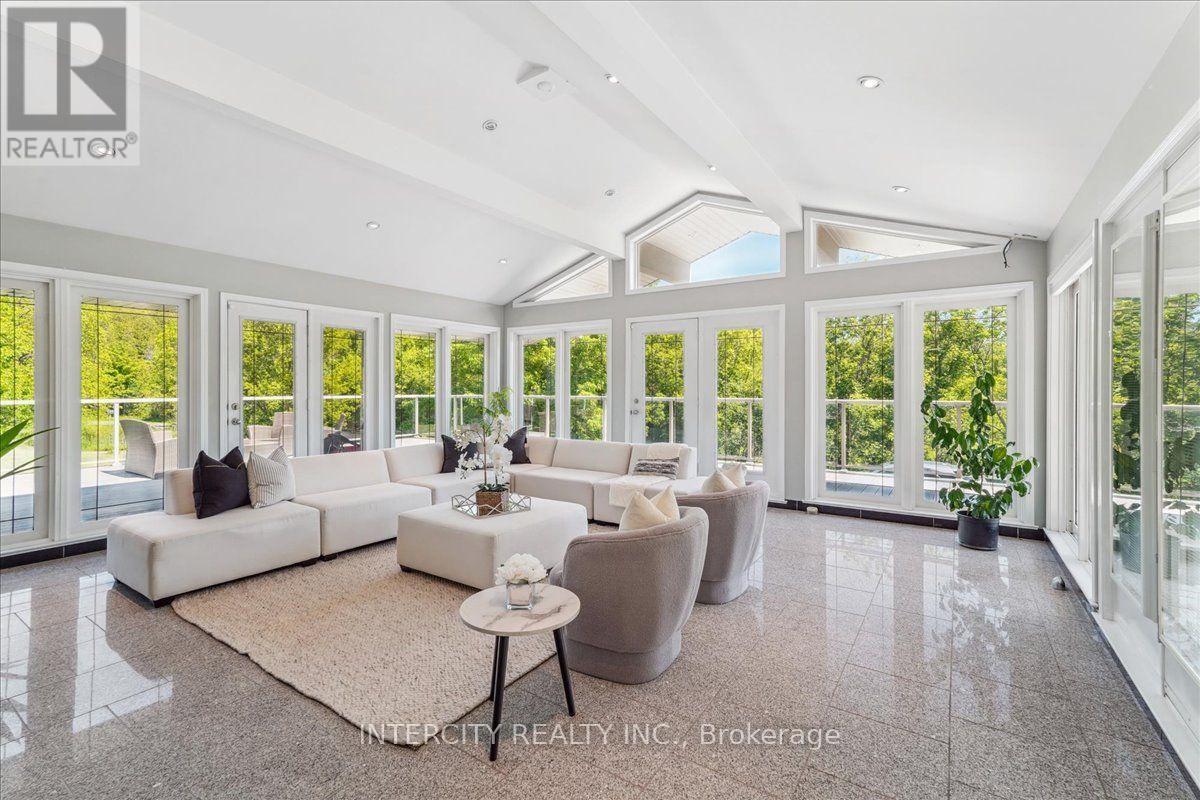 3505 COCHRANE STREET - 1