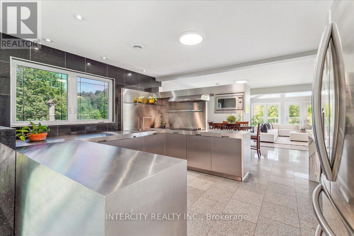 3505 COCHRANE STREET - 10