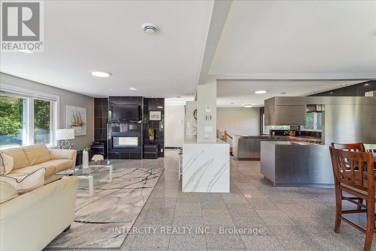 3505 COCHRANE STREET - 12