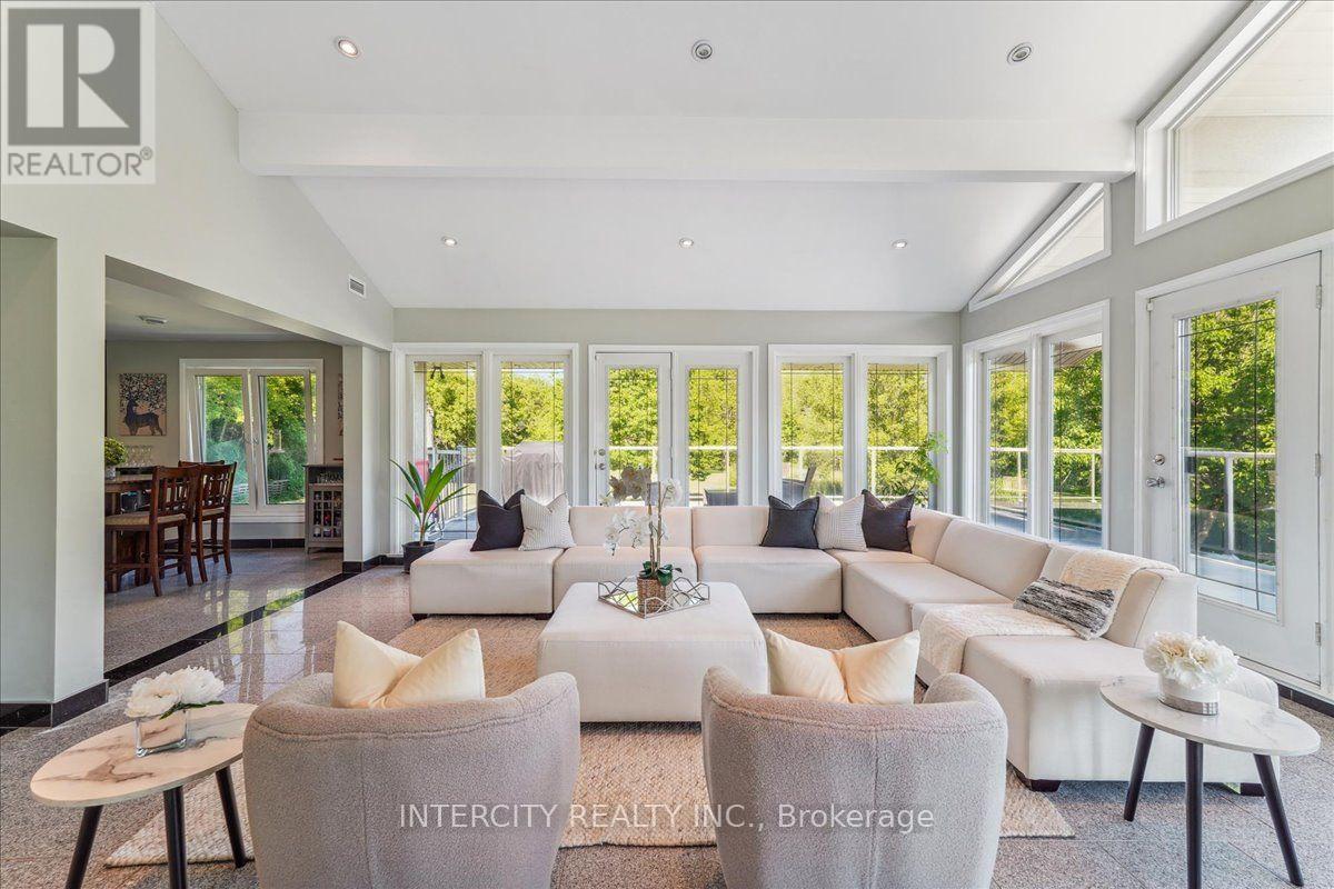 3505 COCHRANE STREET - 16