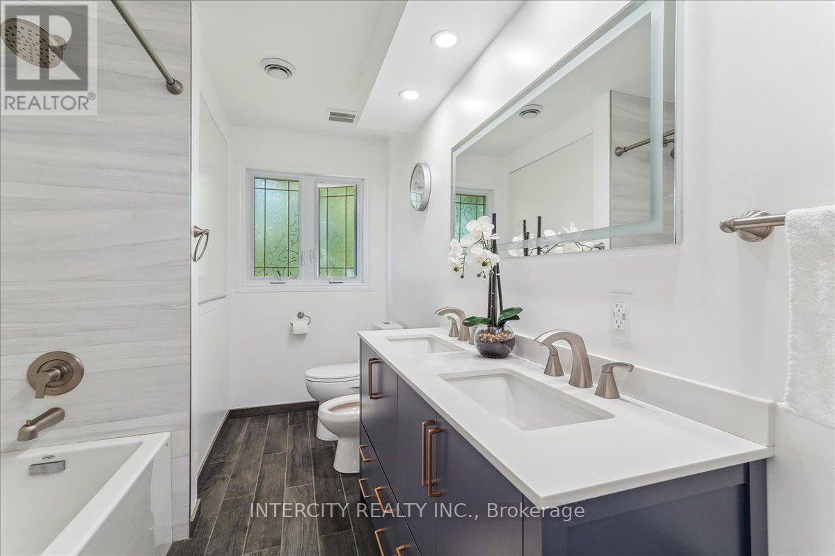 3505 COCHRANE STREET - 20