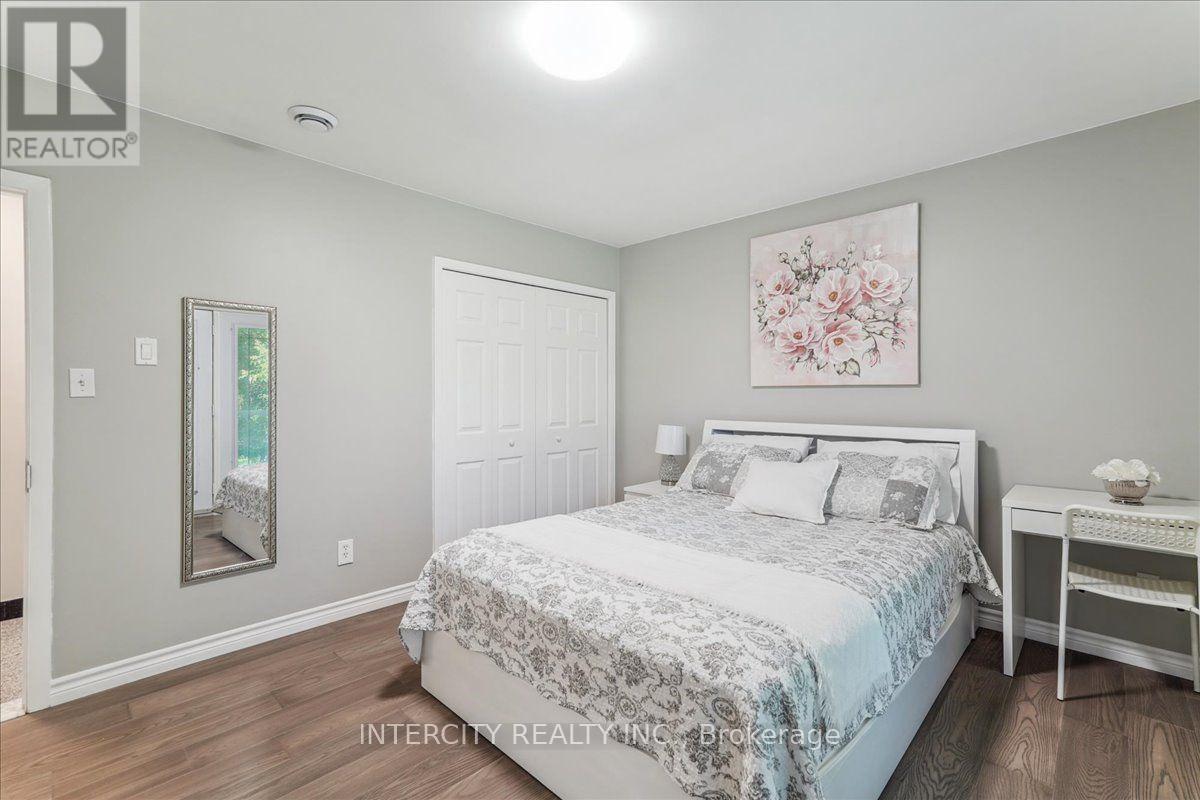 3505 COCHRANE STREET - 22