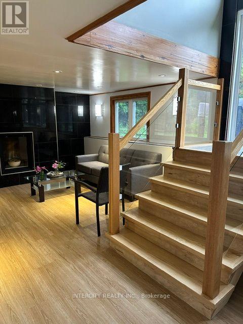 3505 COCHRANE STREET - 26