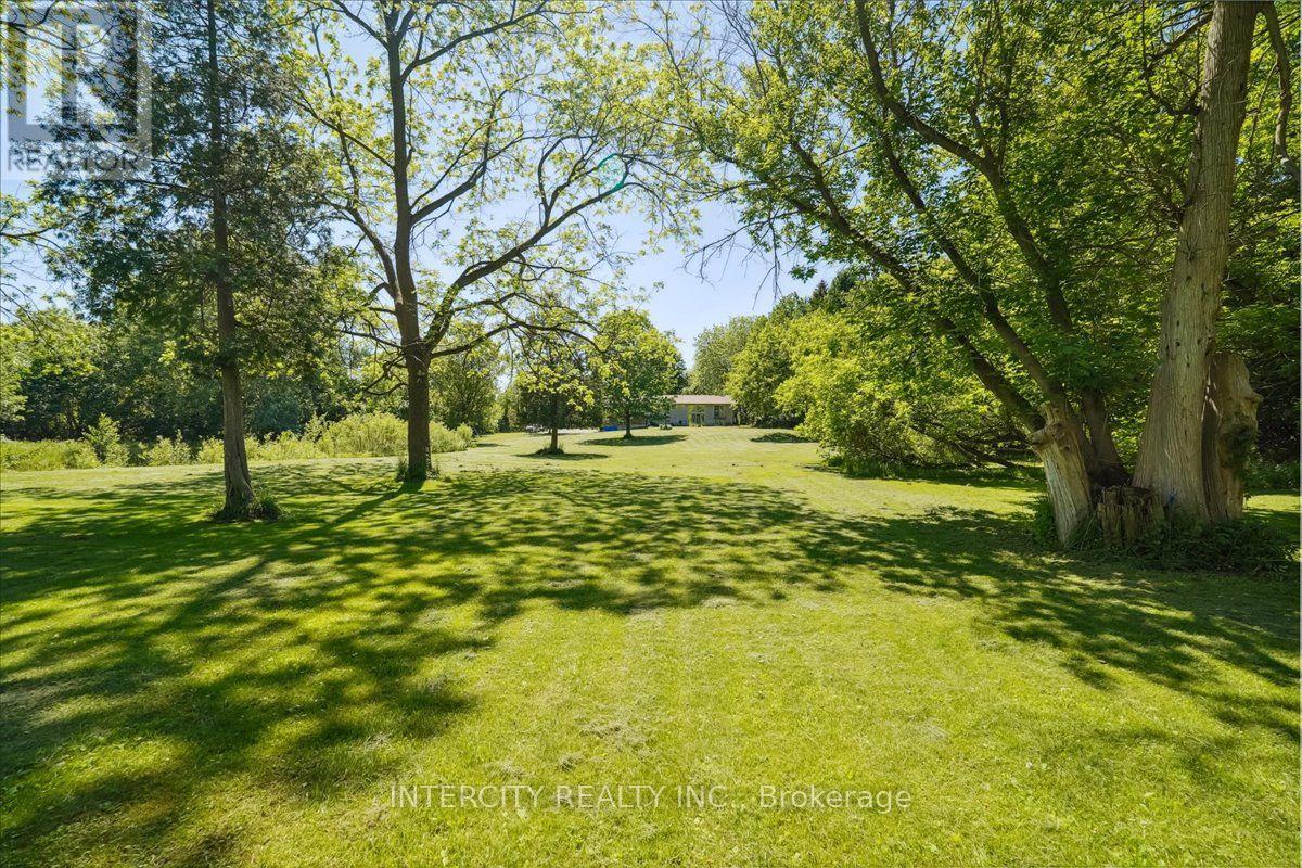 3505 COCHRANE STREET - 36