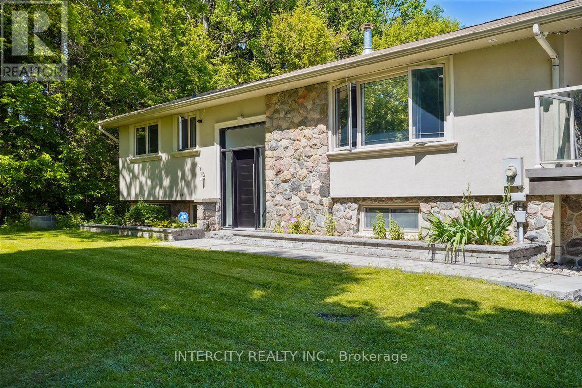 3505 COCHRANE STREET - 5