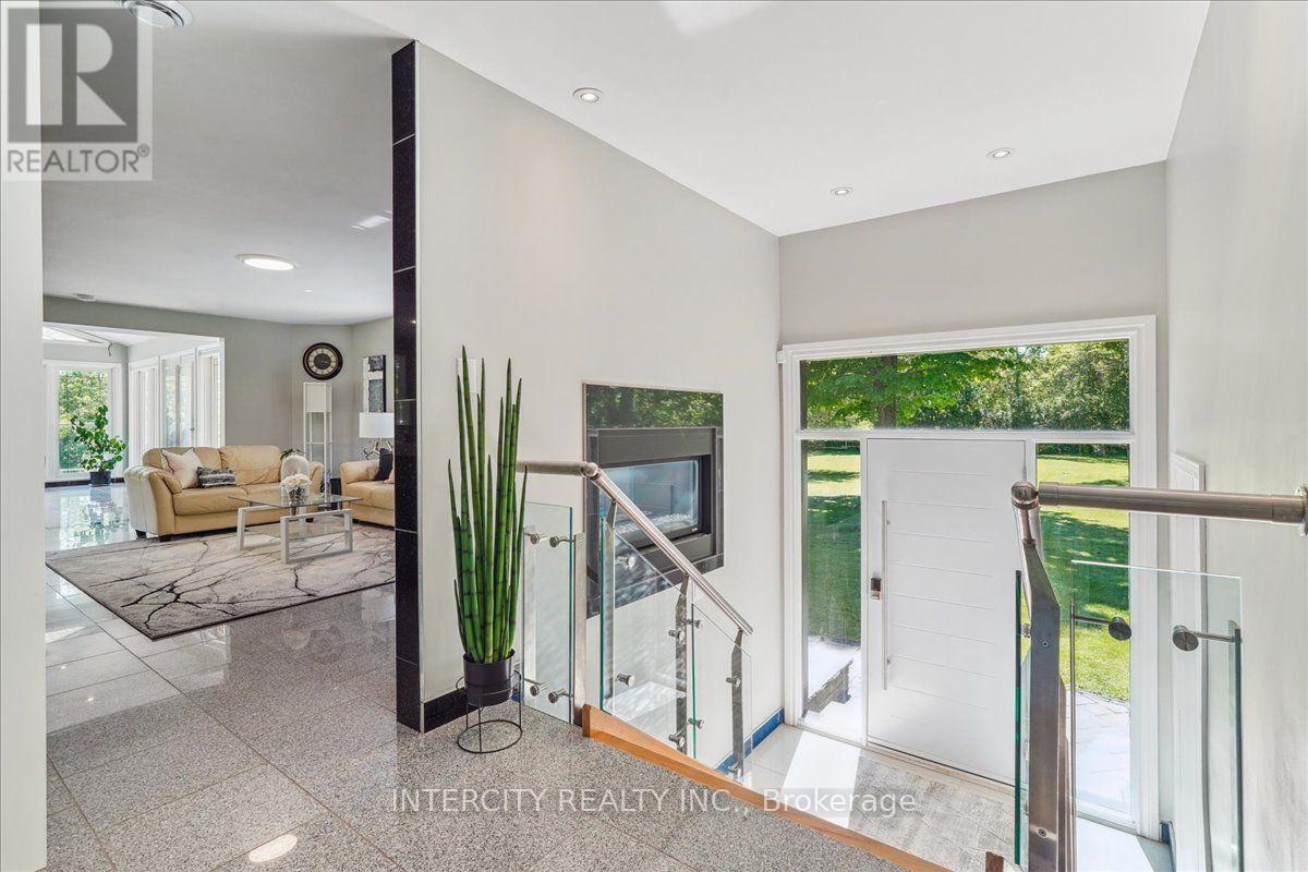 3505 COCHRANE STREET - 6