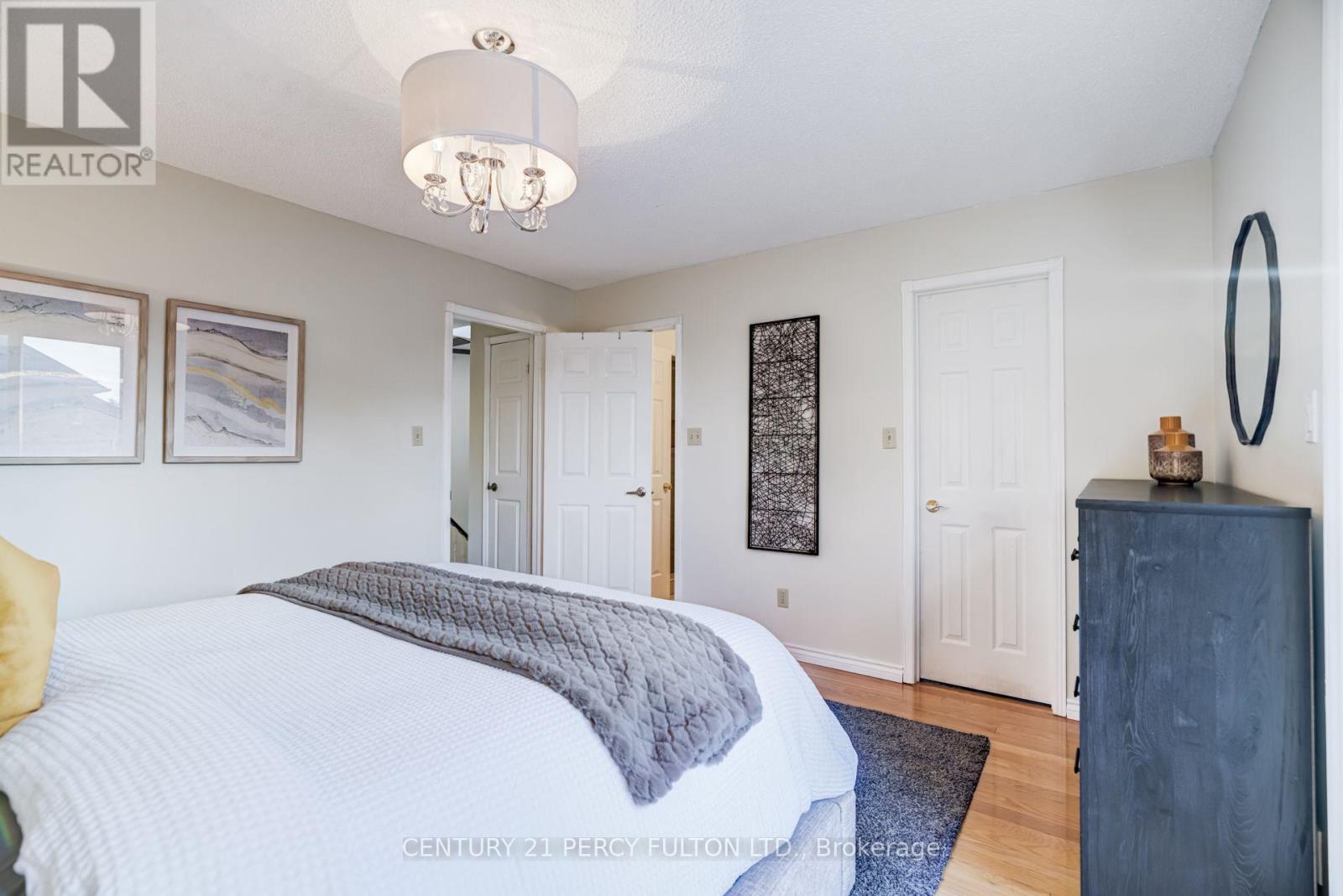 696 LAMOUR ROAD - 20