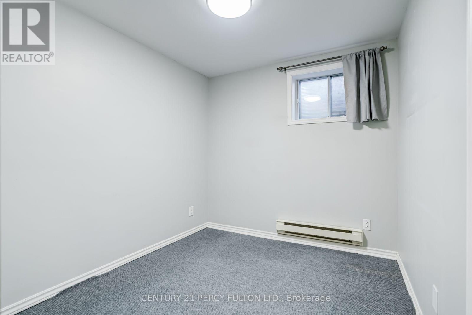 696 LAMOUR ROAD - 35