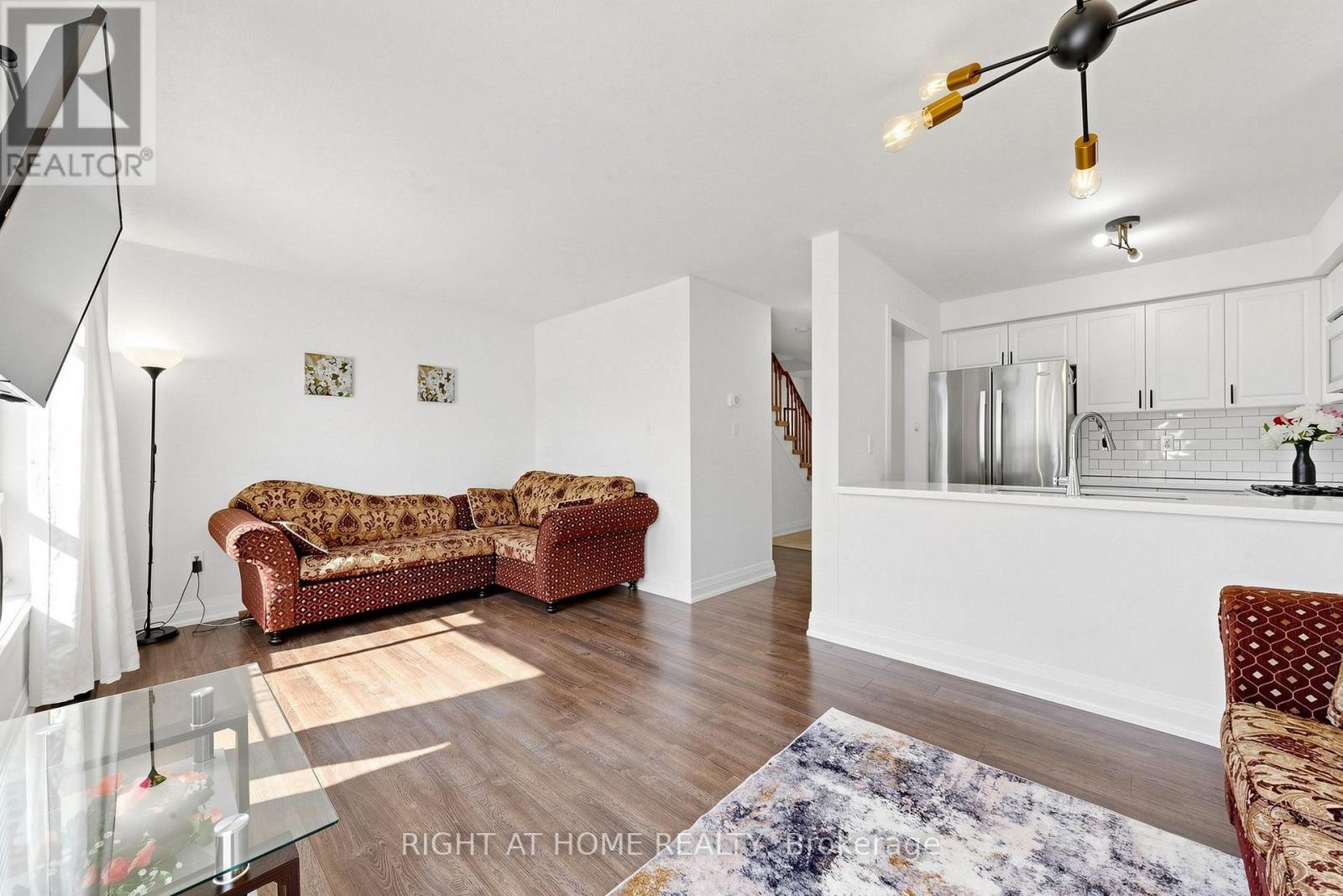 7 MACMILLAN AVENUE - 17