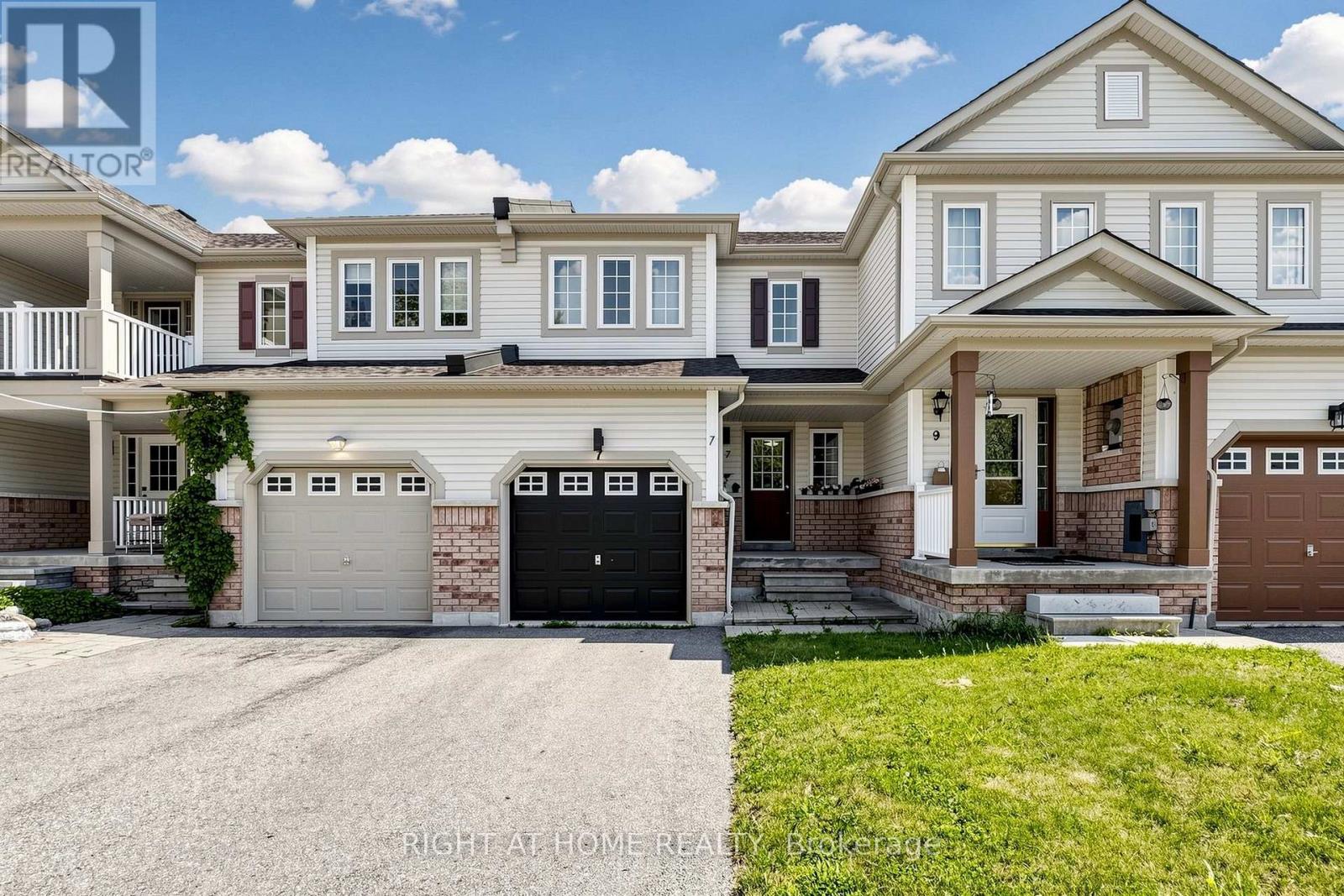 7 MACMILLAN AVENUE - 2