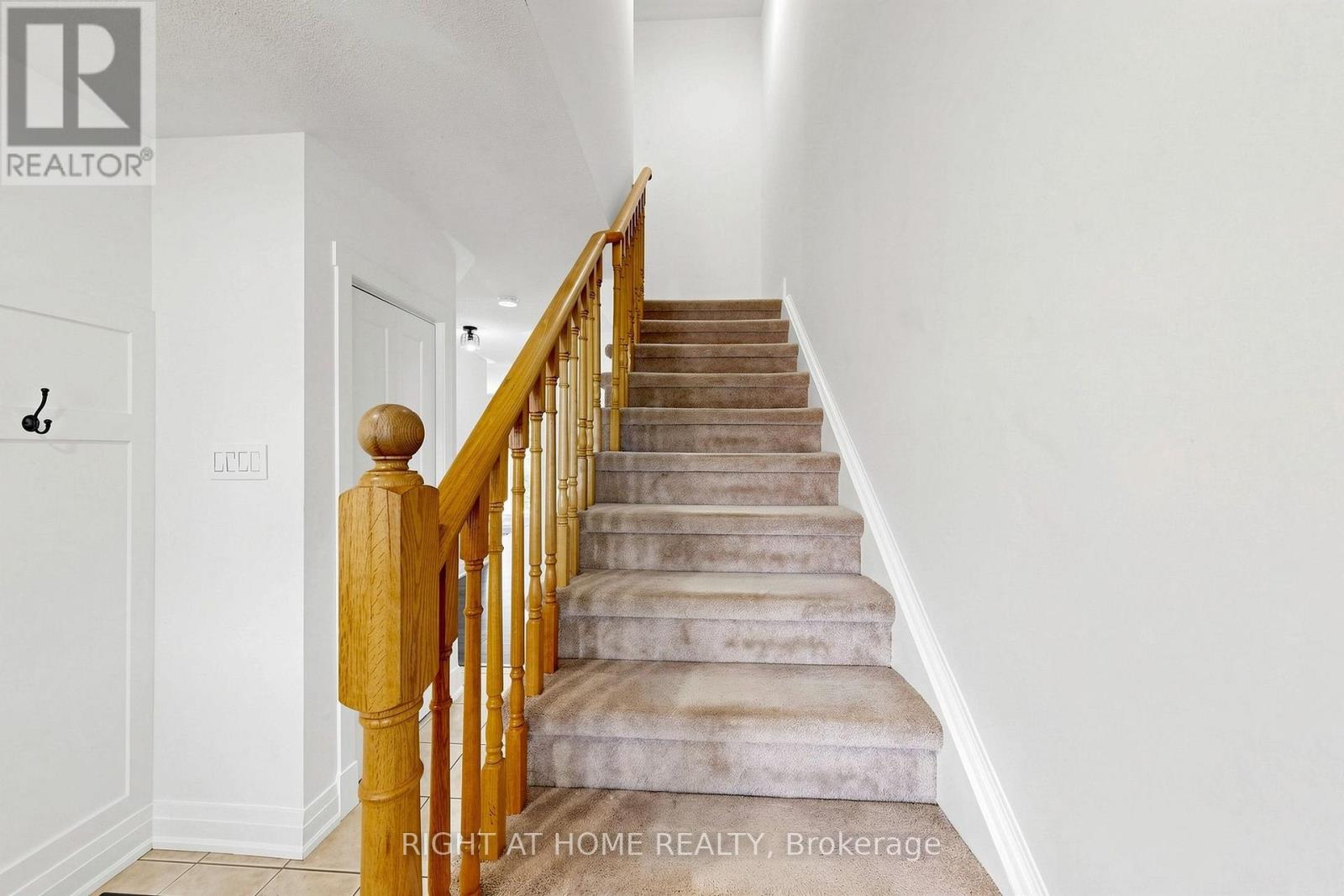7 MACMILLAN AVENUE - 26