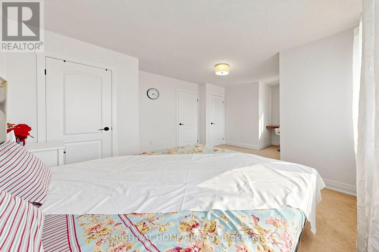7 MACMILLAN AVENUE - 32