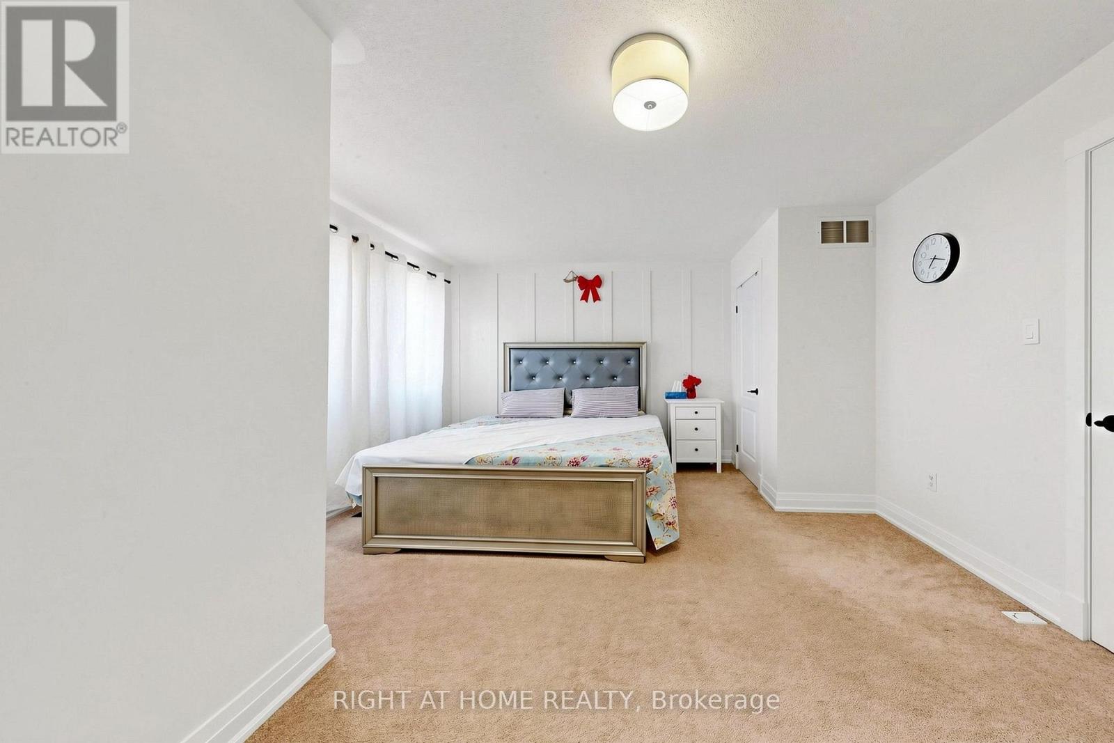 7 MACMILLAN AVENUE - 33