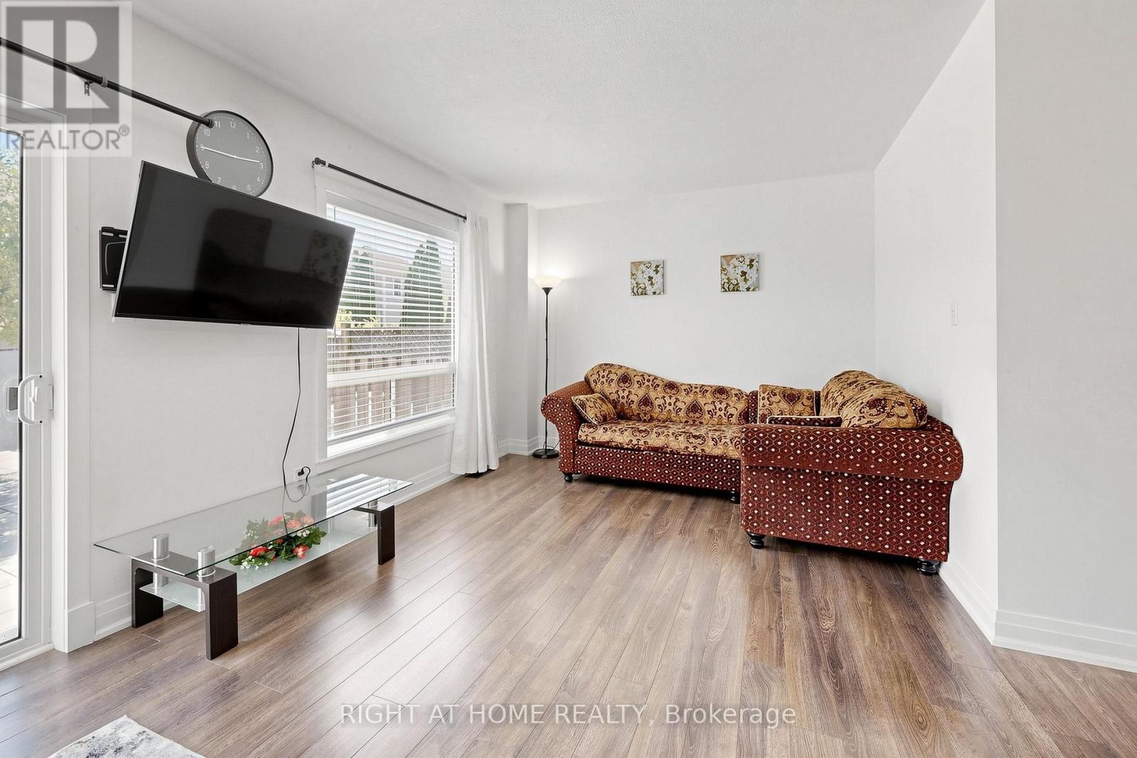 7 MACMILLAN AVENUE - 7