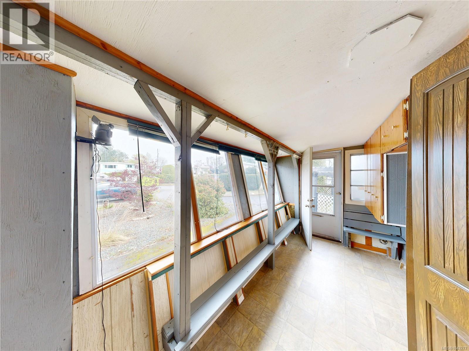#20 80 Fifth St - 17