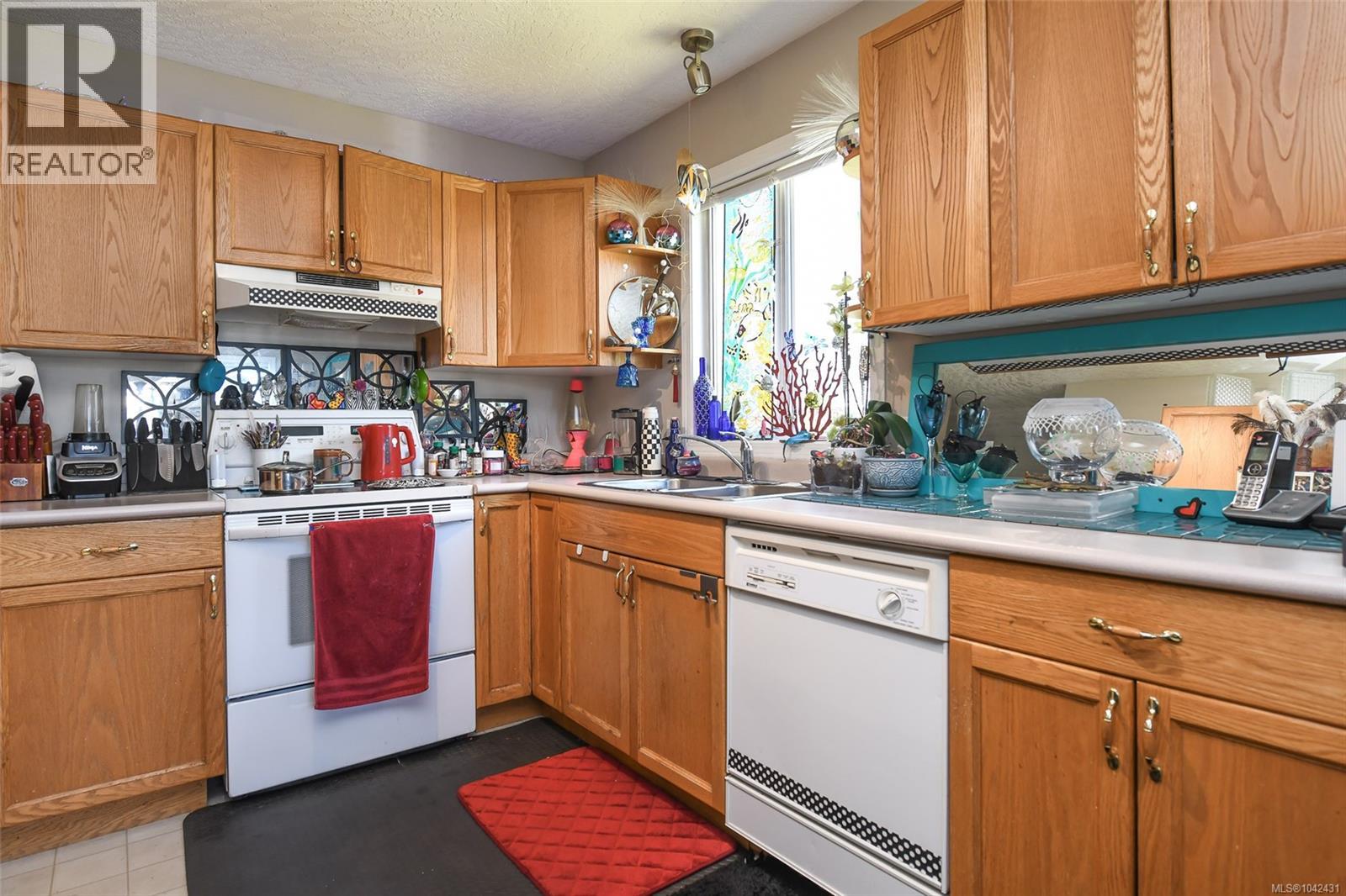 #B 2256 1st St - 9