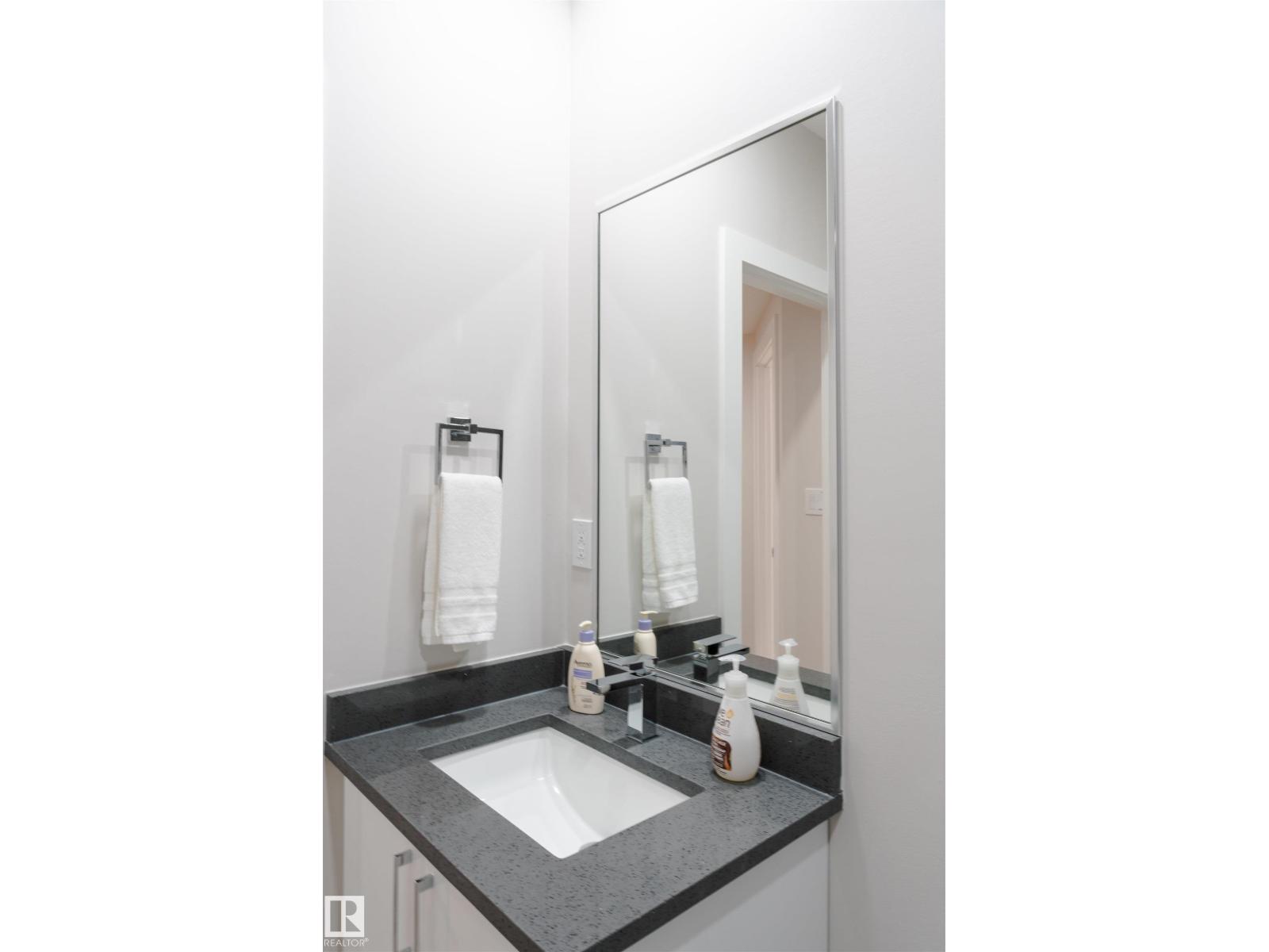 2104 160 ST SW SW - 45