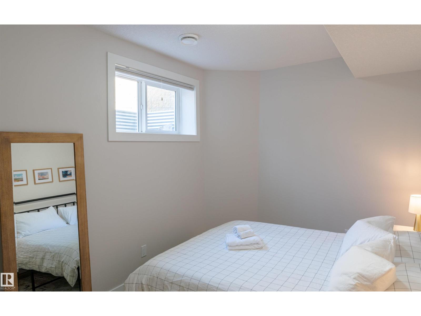 2104 160 ST SW SW - 46