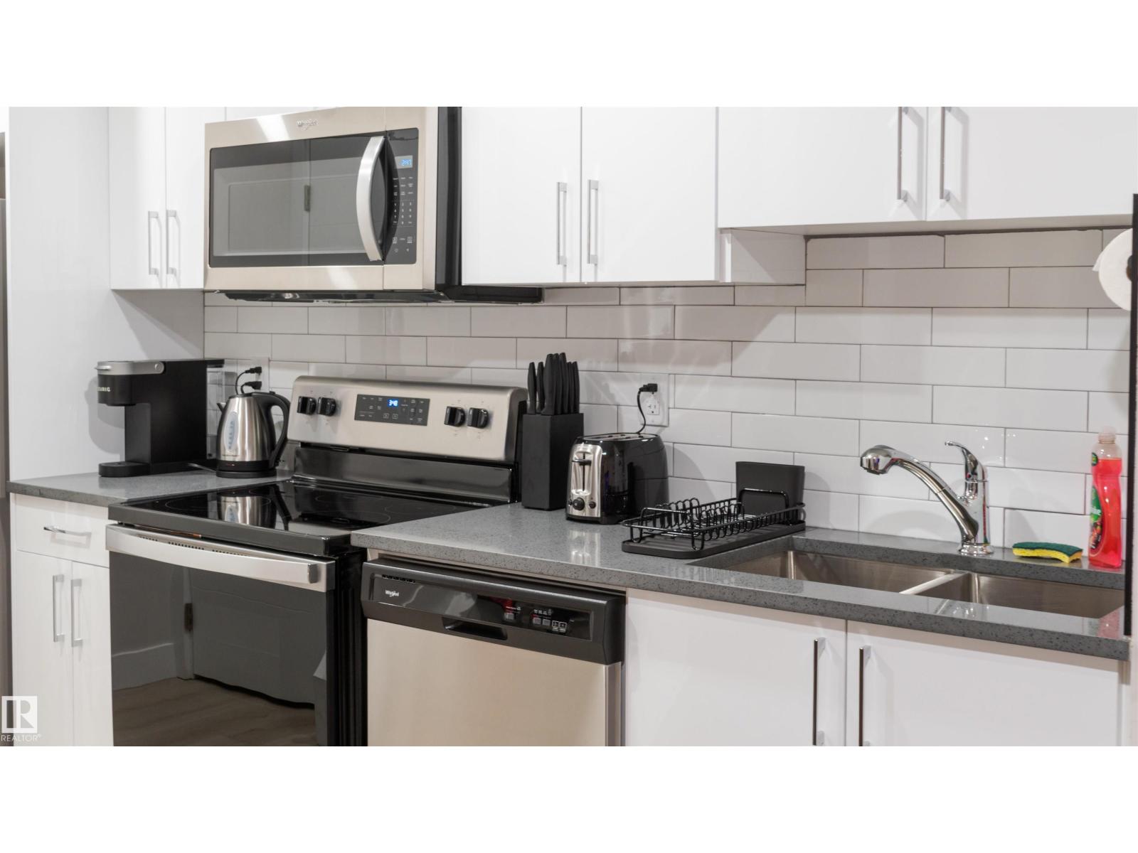 2104 160 ST SW SW - 37