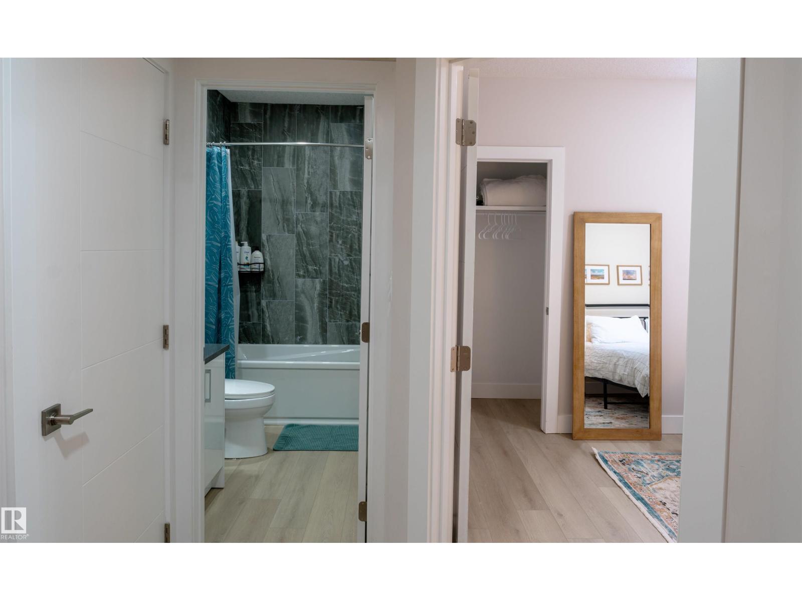 2104 160 ST SW SW - 43