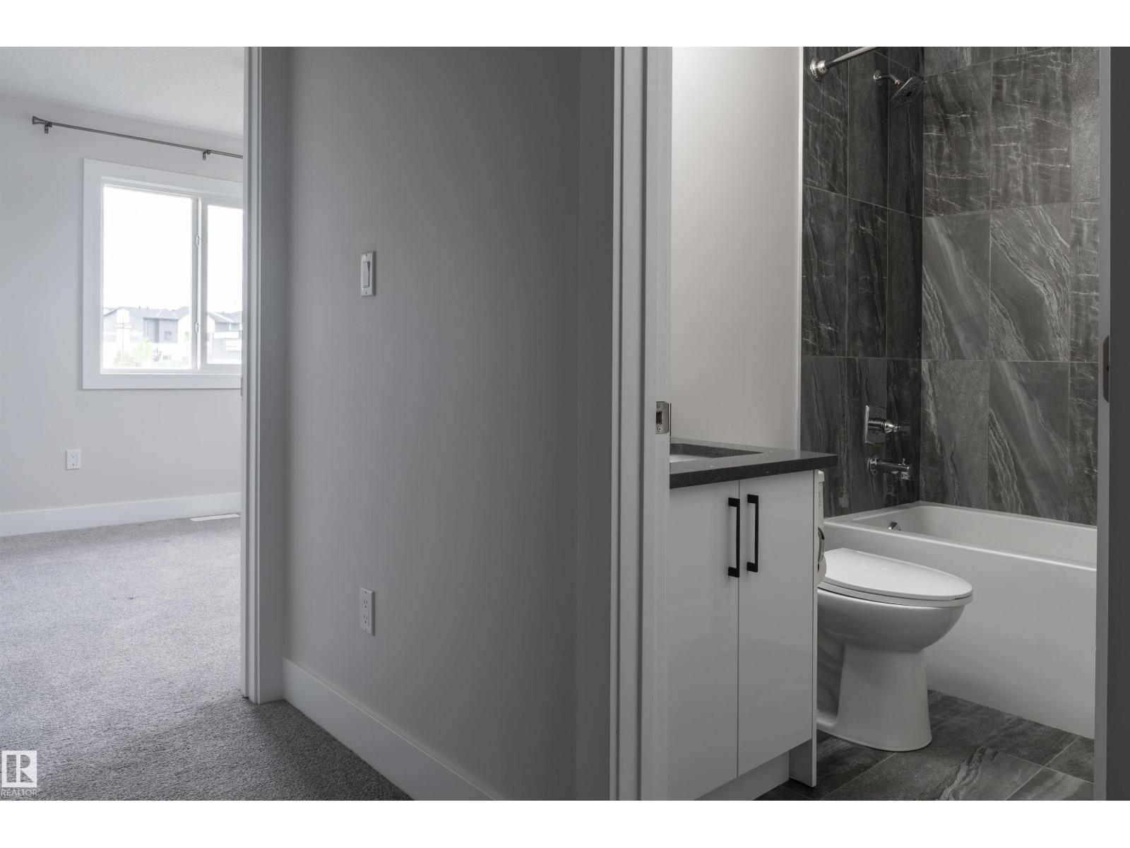 2104 160 ST SW SW - 30