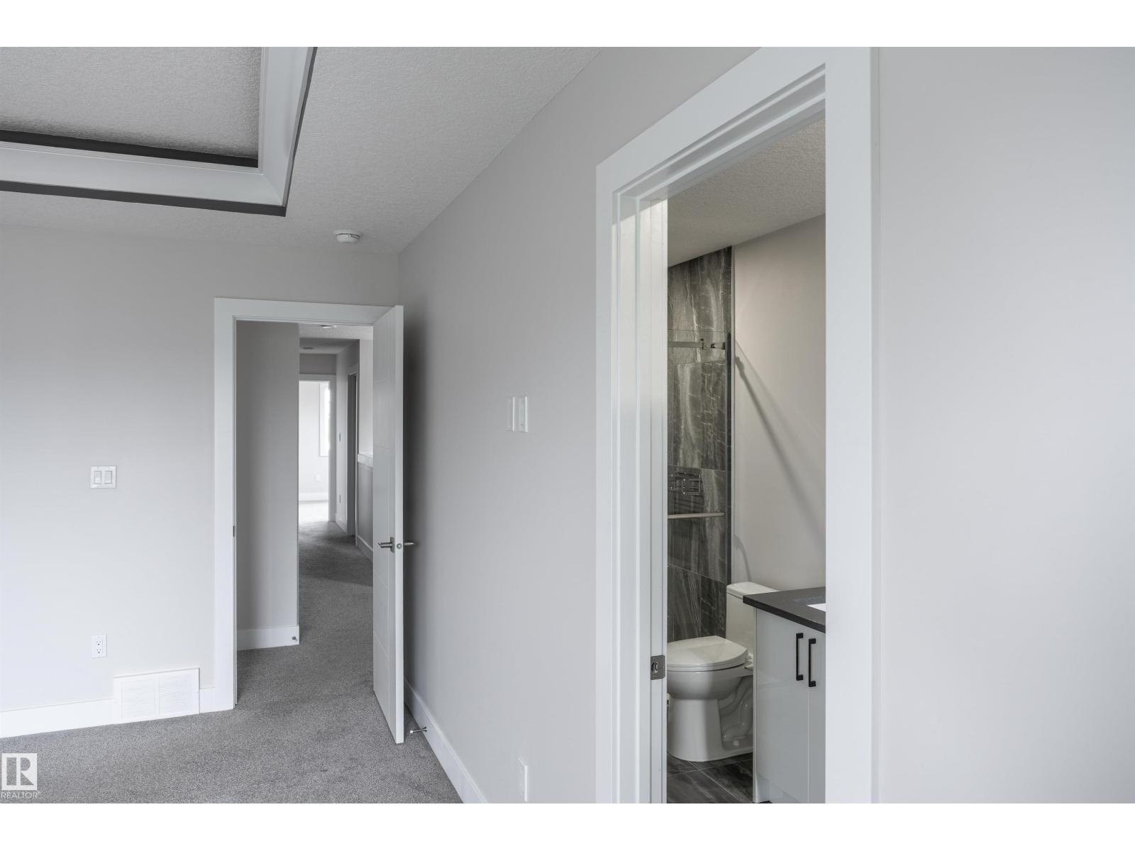 2104 160 ST SW SW - 19