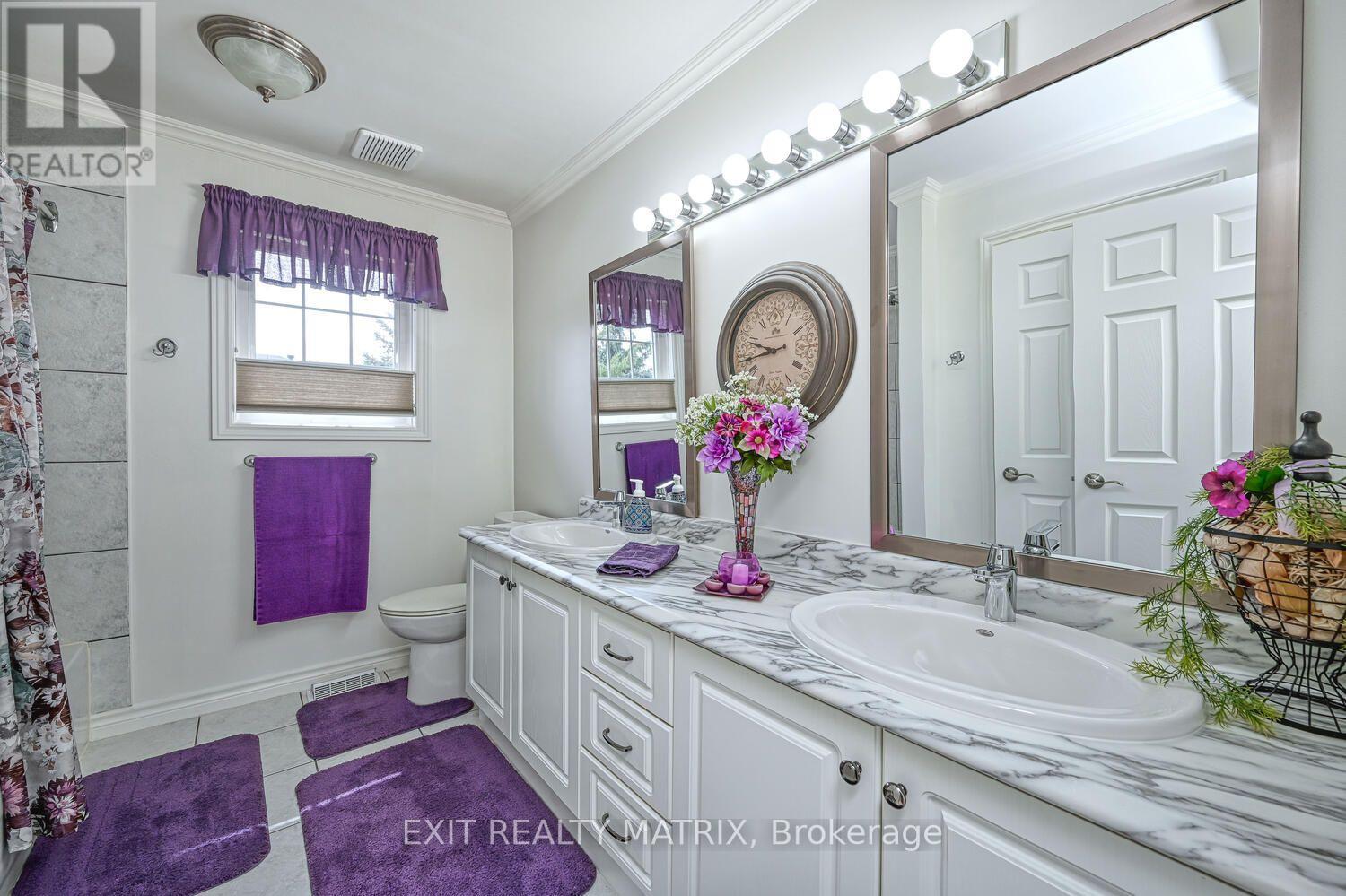 2573 MITCHELL STREET, Ottawa. Luxury613. By Peter Sagos - Image 23