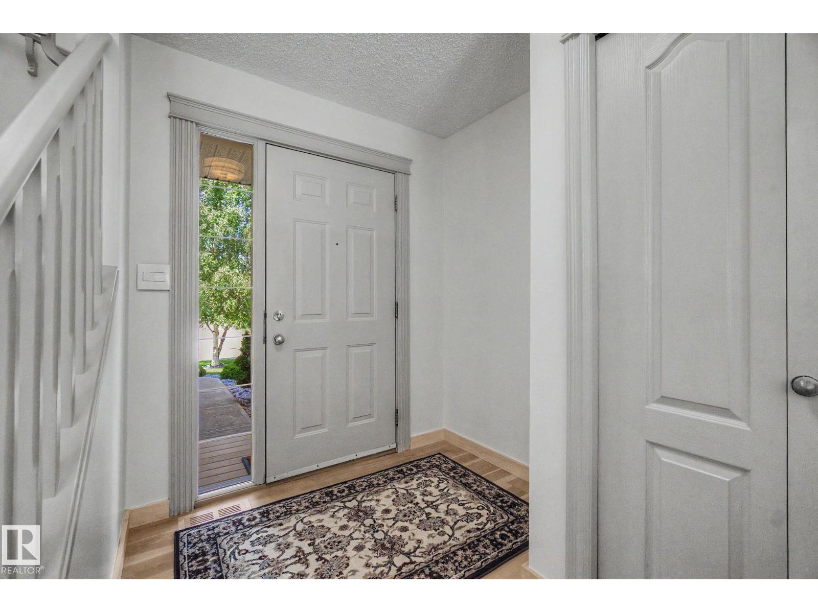 8311 11 AV SW - 9
