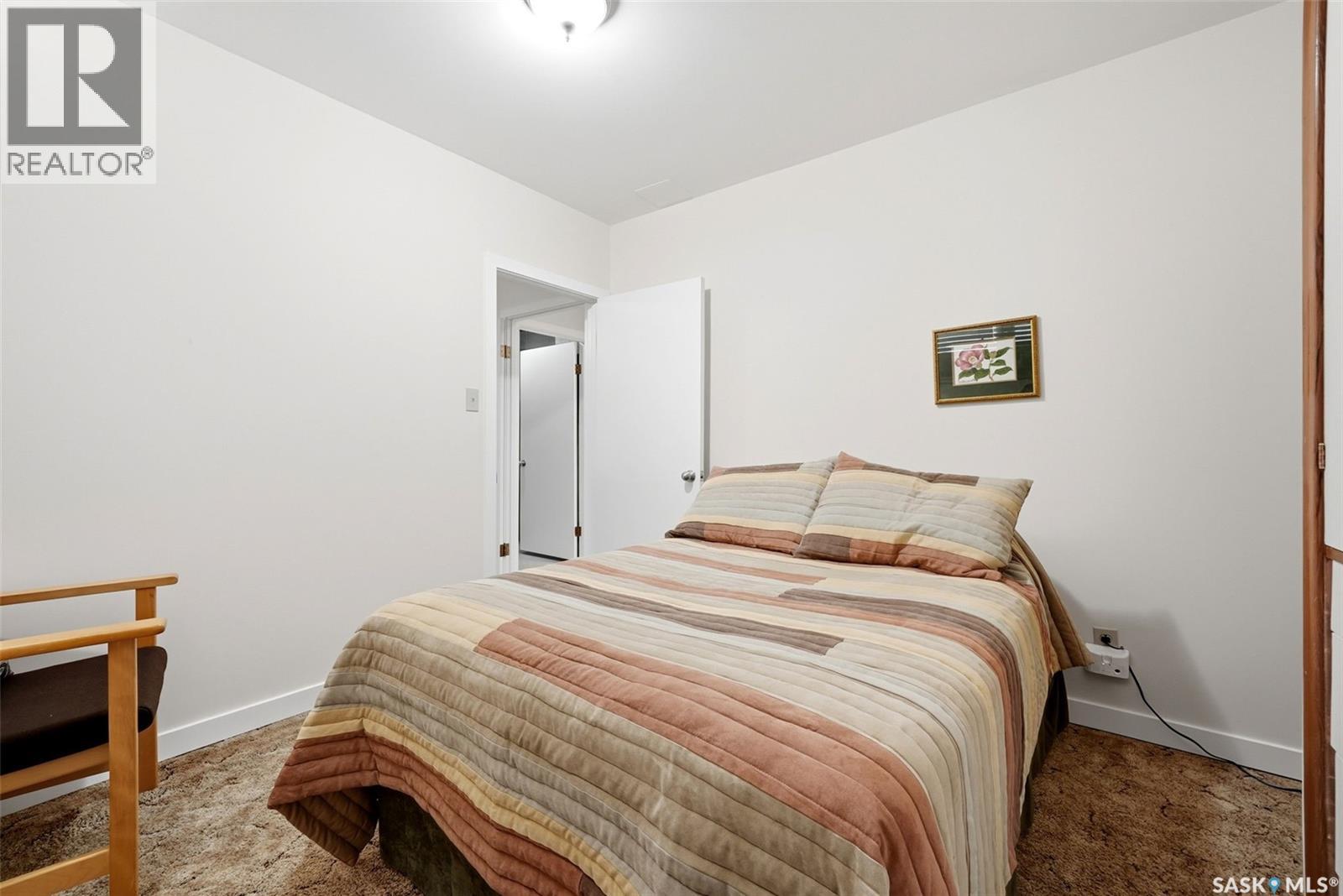 2339 Reynolds STREET - 24