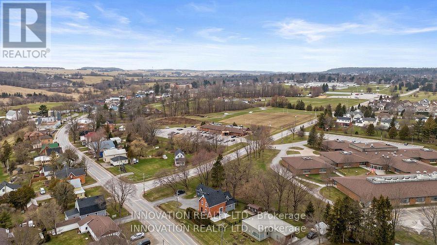#2 – 348 DONALD B. MUNRO DRIVE, Ottawa. Luxury613. By Peter Sagos - Image 19