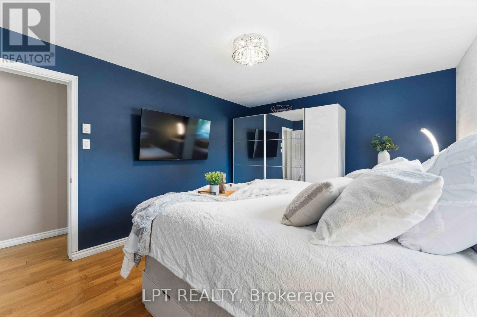 34 FRINGEWOOD DRIVE - 14
