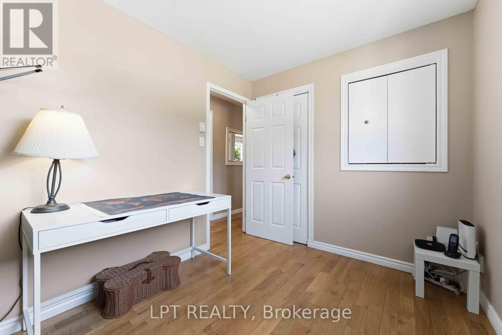 34 FRINGEWOOD DRIVE - 16