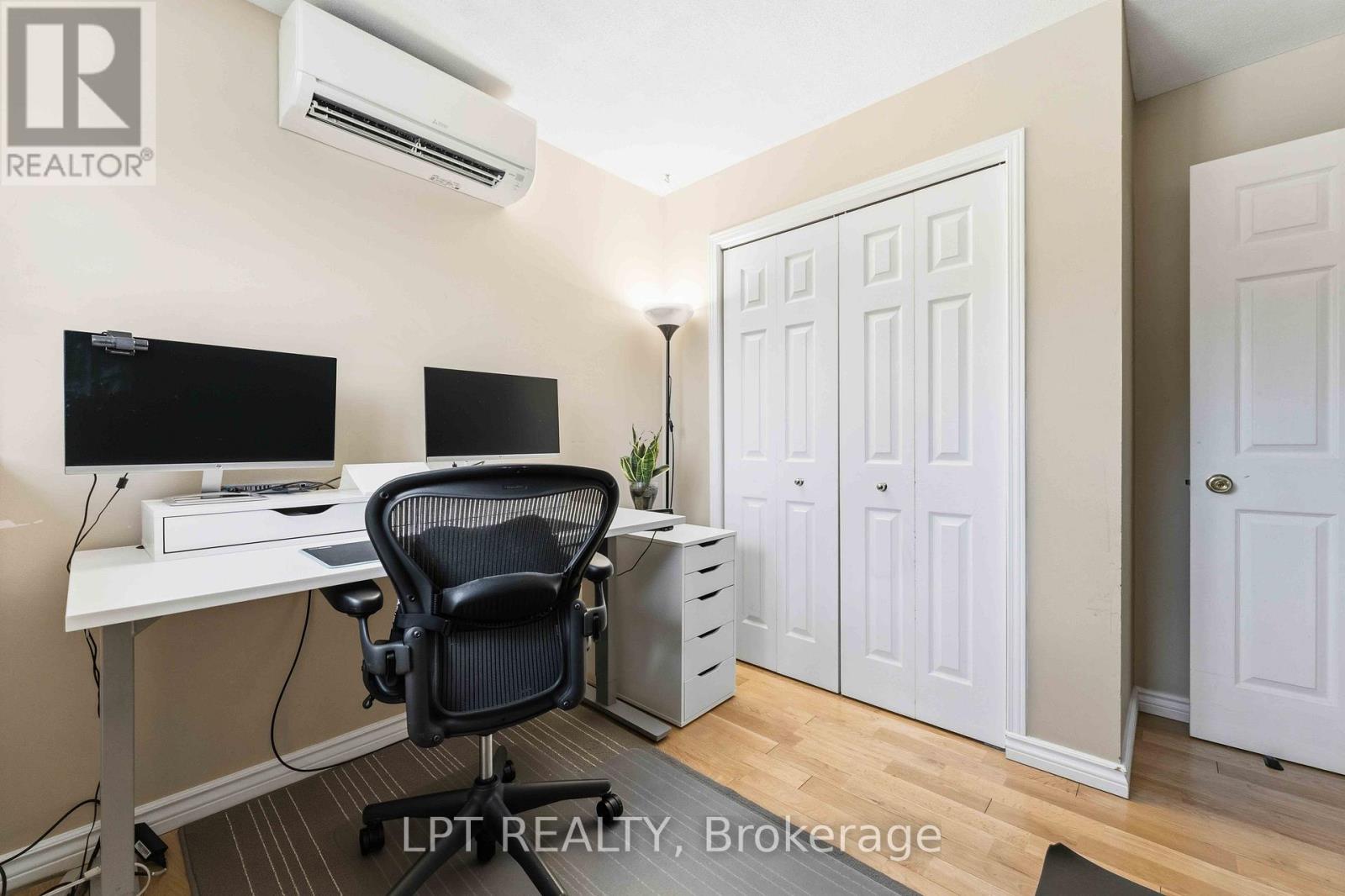 34 FRINGEWOOD DRIVE - 18