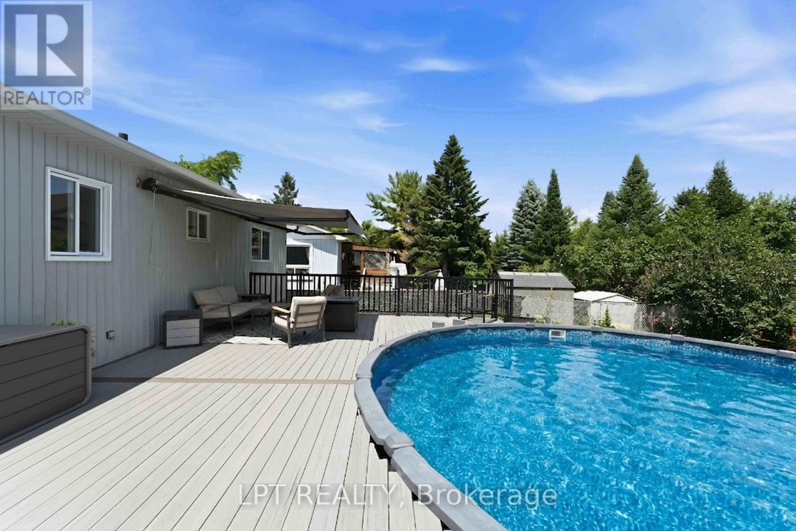 34 FRINGEWOOD DRIVE - 28